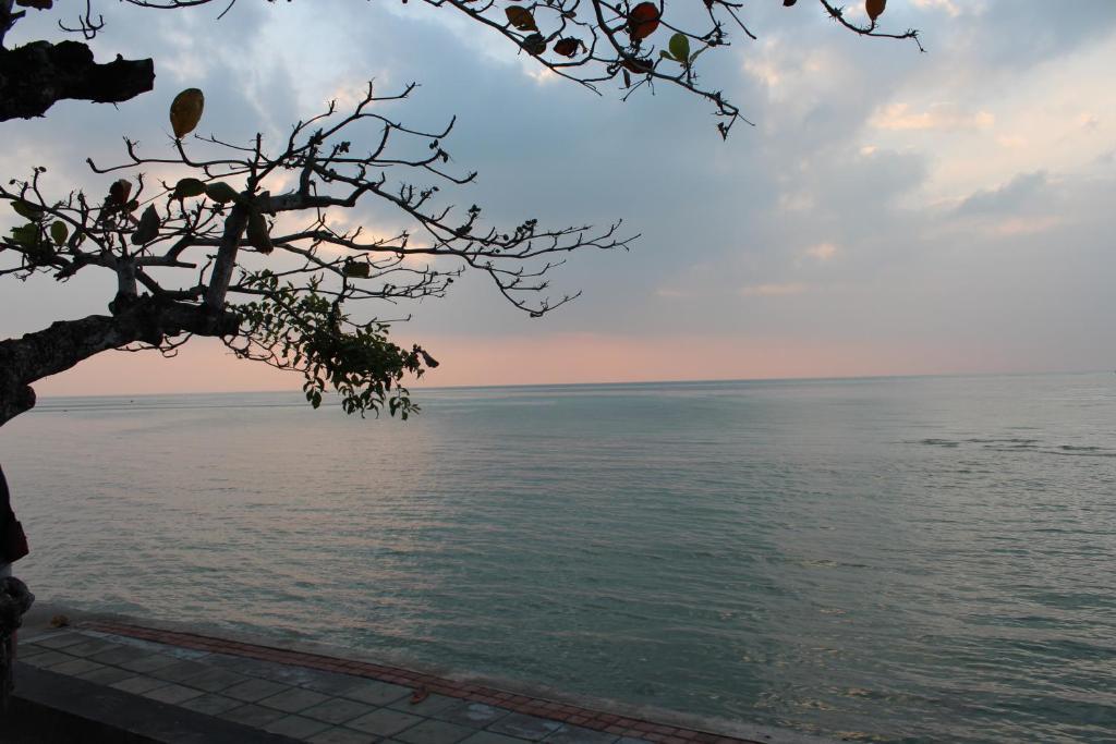 Отель Sri Samui Самуи Экстерьер фото